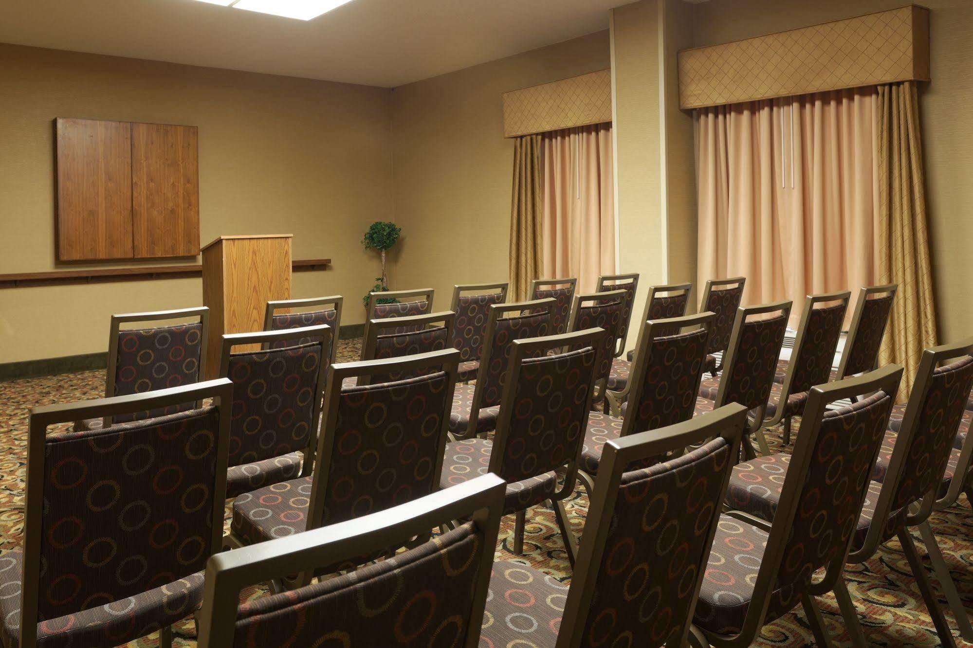 Hampton Inn Raleigh Кэри Экстерьер фото